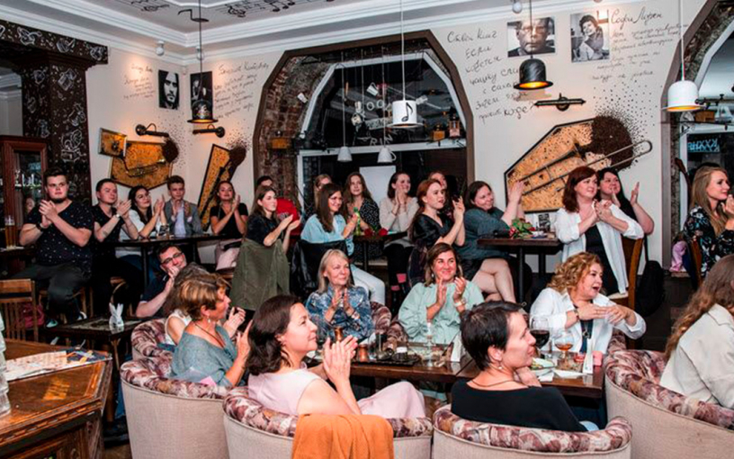 В России выберут лучшего поэта современности