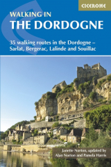 книга Walking in the Dordogne