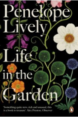 книга Life in the Garden