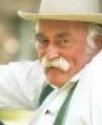 автор Дональд Маккейг